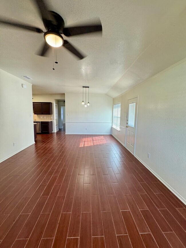 205 Janelle Dr Unidad 205 Janelle Unit B