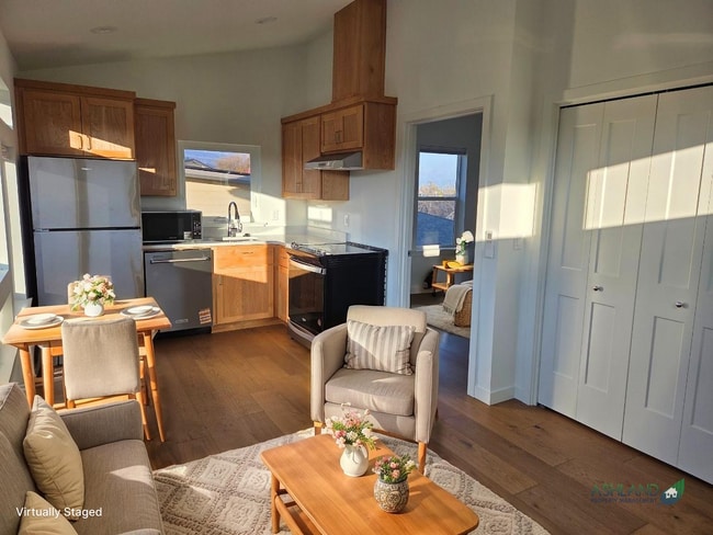 Photo - New Apartment in Central Ashland Location | Available Now!