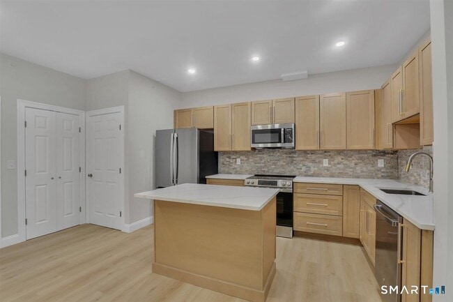 Photo - 1347 New Haven Rd