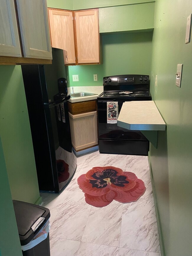 Photo - 5940 N Burdick St Unidad 1 bedroom