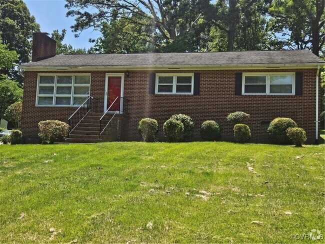Building Photo - 6947 Montauk Dr Rental