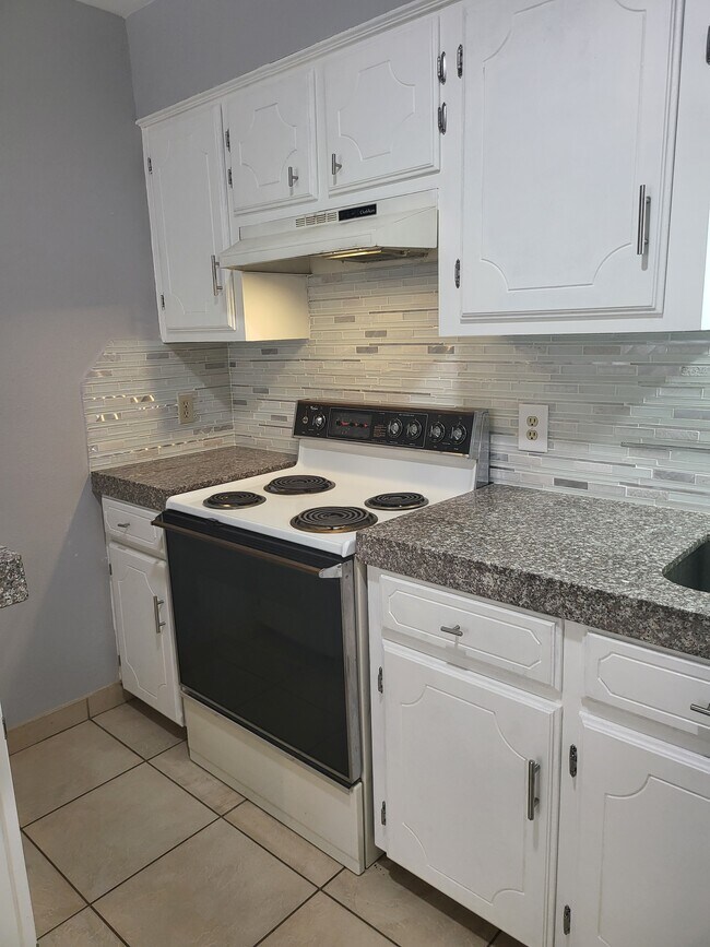 Photo - 312 Gastel Cir