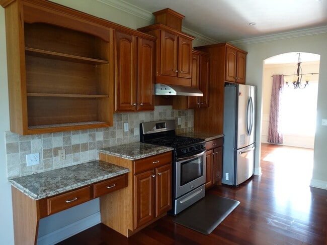 Photo - 602 Lynhurst Ave