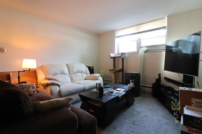 Photo - 49 Broadway Unit #2