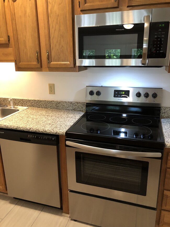 Photo - 3701 Cotswold Ter Unit 3-K