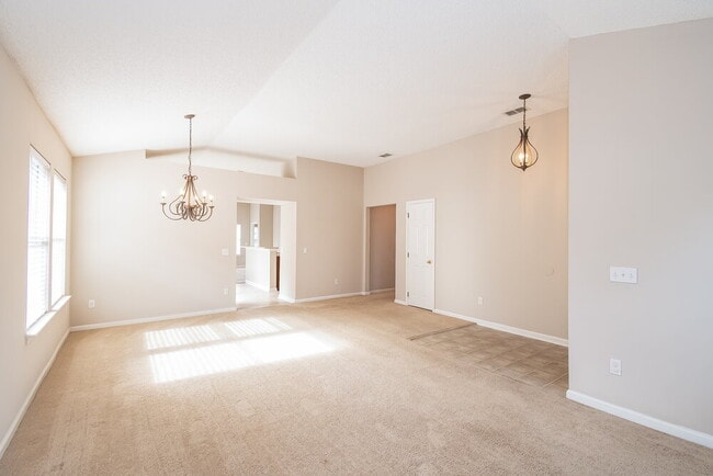 Photo - 13450 Teddington Ln