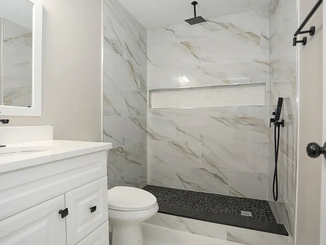 Photo - 219 Anderson Dr