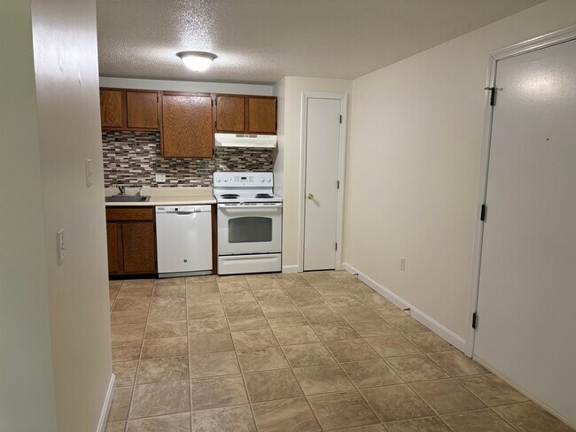 Photo - 2108 White Cedar Blvd