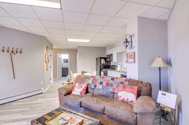 Photo - 800 Oak St Unit SI ID1386119P