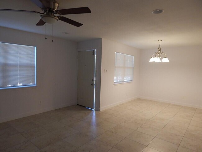 Photo - 1510 Gordon St