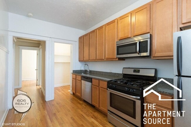 Photo - 5036 S Michigan Ave Unit 5036 South Michigan Ave