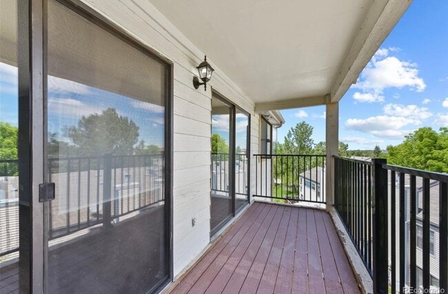 Photo - 15911 E Dakota Pl Unidad 15911 Dakota Pl #301