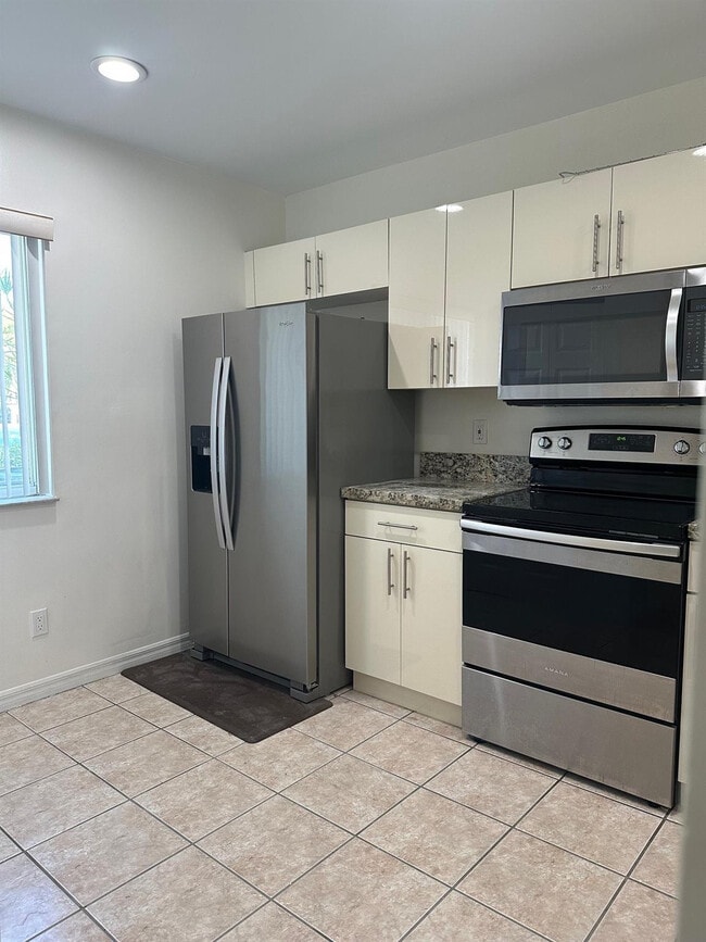 Photo - 20824 NW 3rd Ct