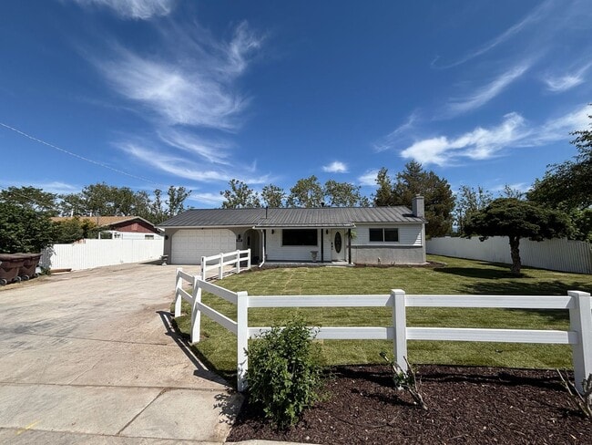 Photo - Beautifully Renovated 4-Bedroom Home with Finished Basement