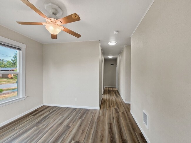 Photo - Everett Wetmore Unit 1