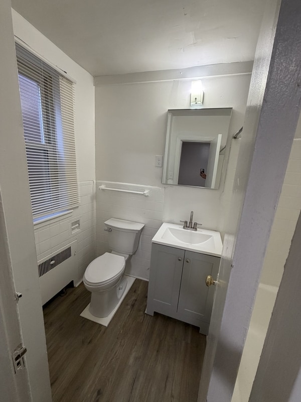 Photo - 2076 Elm Ave