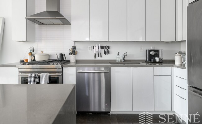 Photo - 2 W 6th St Unit 209