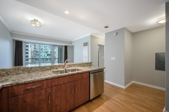 Kitchen - 160 E Illinois St Unit 1604