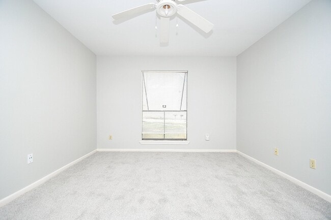 Photo - 8433 Hearth Dr Unidad 1