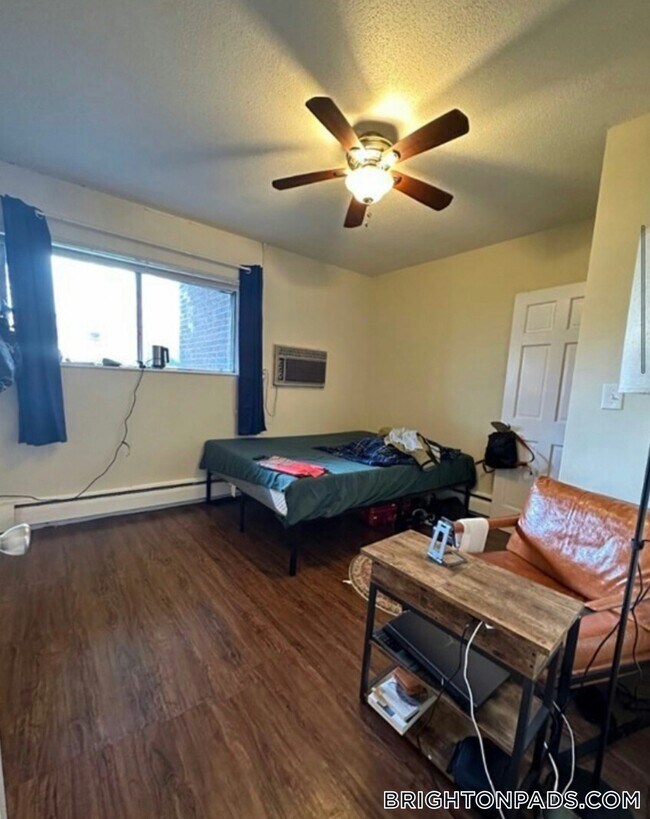 Photo - 142 Kenrick St Unit 2