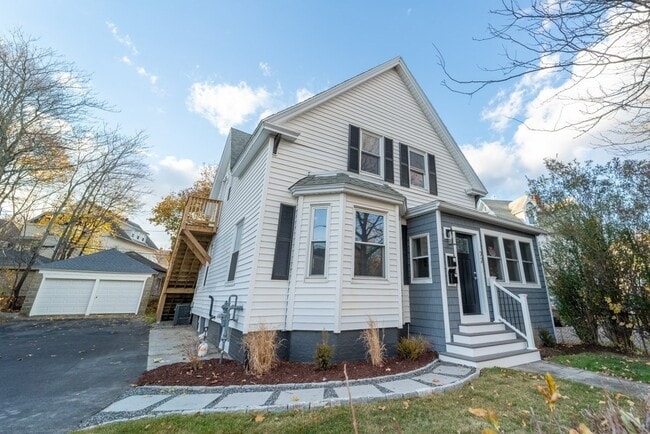 Photo - 72 Florence St