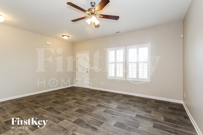 Photo - 406 Prosperous Path