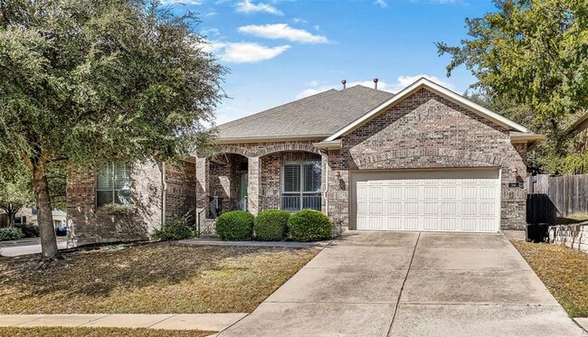 Photo - 340 Grafton Ln