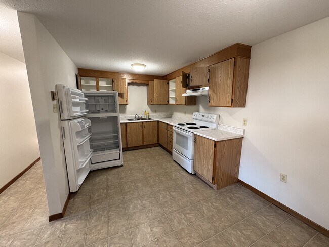 Photo - 356 Lincoln St Unit 14