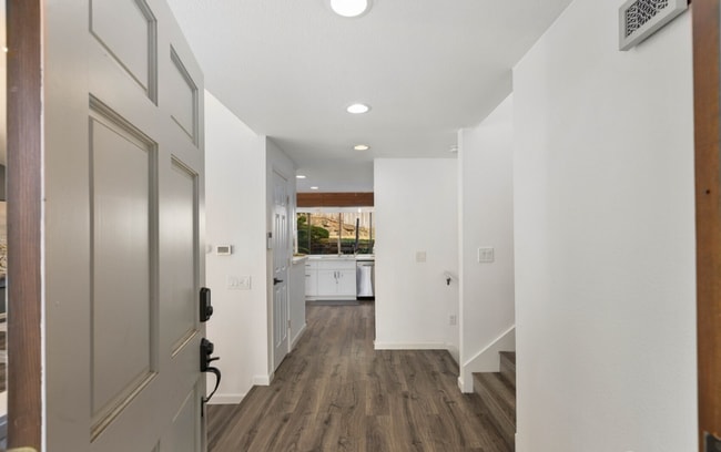 Photo - 1111 S 27th Pl