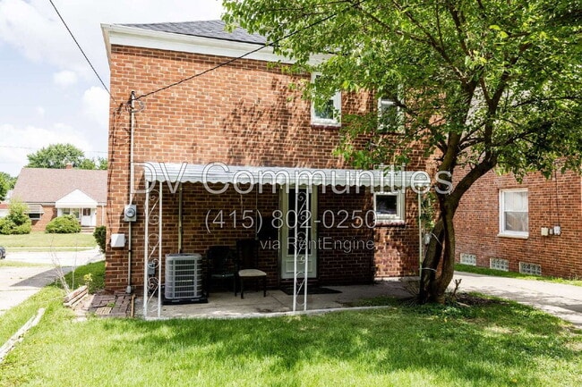 Photo - 18412 Waterbury Ave