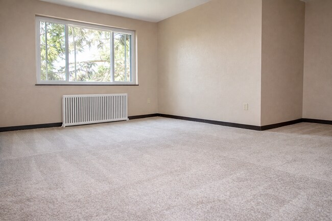 Photo - WINCHESTER APARTMENTS -- 016