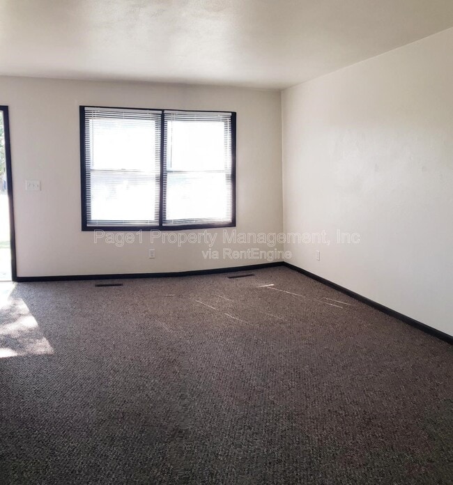 Photo - 2918 Grinnell Ct Unit 13