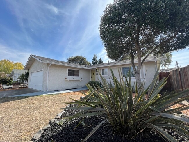 Building Photo - Spacious 1,196 Square Foot  4BR Home Across from Technology High School | Large Yard & 2-Car Garage"