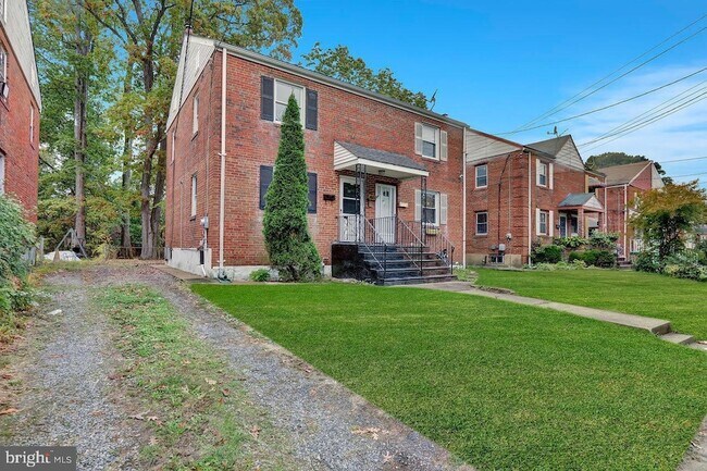 Photo - 331 Oakland St