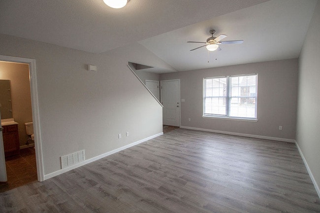 Photo - 1413 Bodie Dr