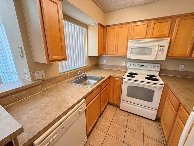Photo - 7650 Westwood Dr Unit 504
