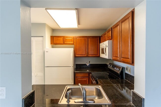 Photo - 14913 SW 104th St Unit 16-22
