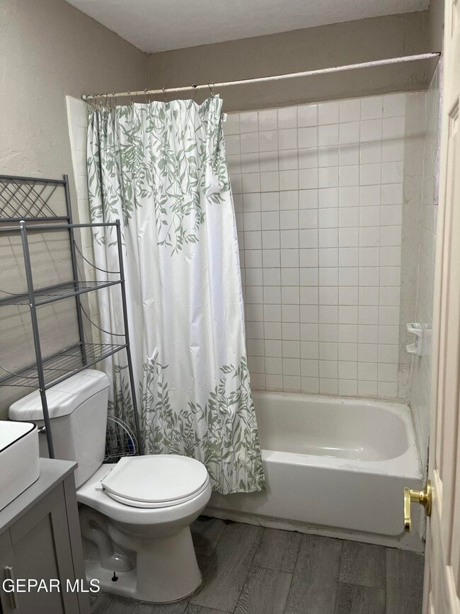 Photo - 601 E Father Rahm Ave Unit A