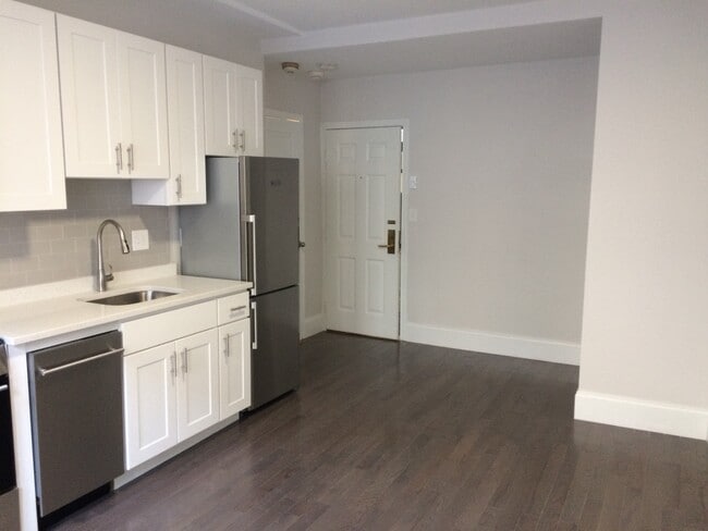 Photo - 38 Clearway St Unit 7