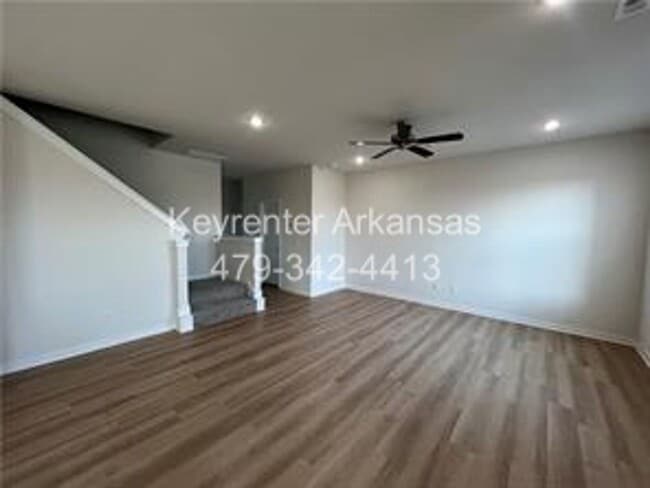 Photo - Amazing 3 Bedroom - 3.5 Bathroom in Fayetteville!