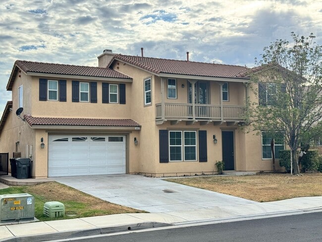 Photo - Spacious 6-Bedroom Estate in the Heart of Eastvale