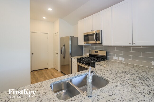 Photo - 1710 Morse Way