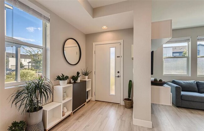 Photo - 16191 Warner Pl