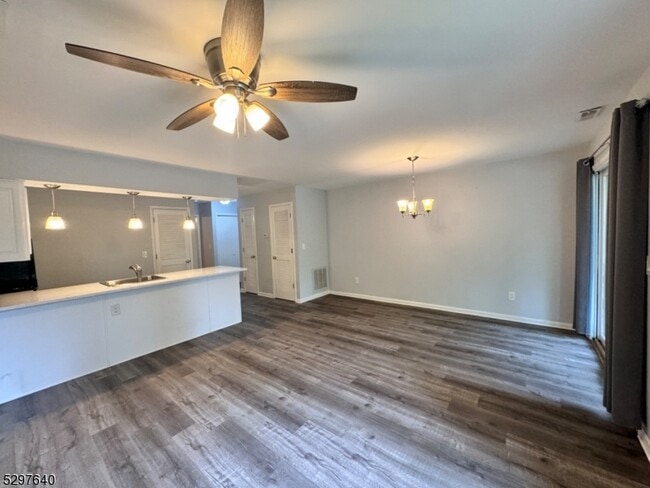 2 Gunstock Dr