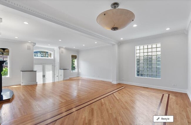 Photo - 4 bedroom in Chicago IL 60614 Unit 1