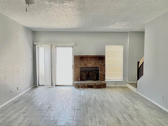 Photo - 12400 Brookglade Cir Unit 63