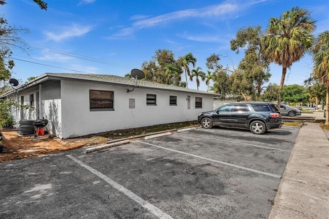 Photo - 5748 NW 27th Ct