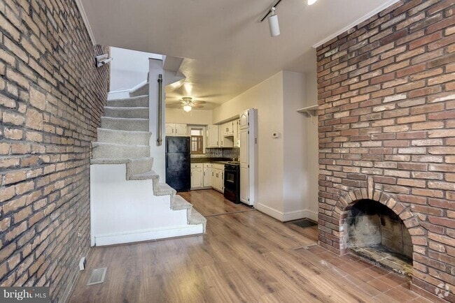 Building Photo - 419 Scott St Rental