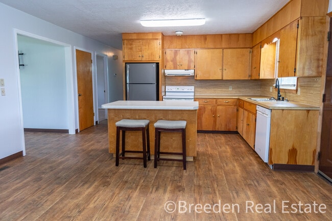 Photo - 4251 Dentons Chapel Rd