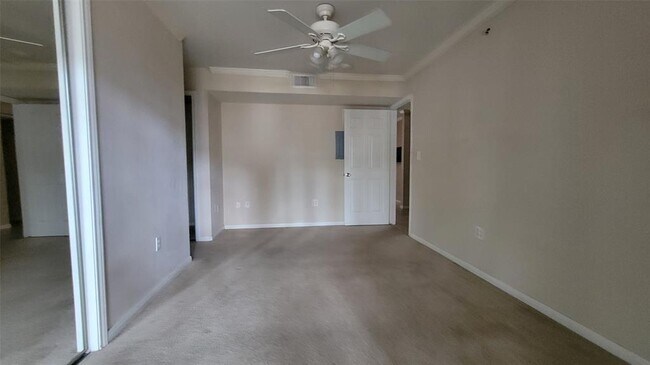 Photo - 501 W 26th St Unidad 120